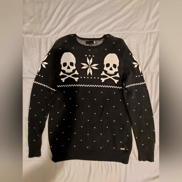 GUESS black sweater skull design. Mens Size Medium - Picture 1 of 2